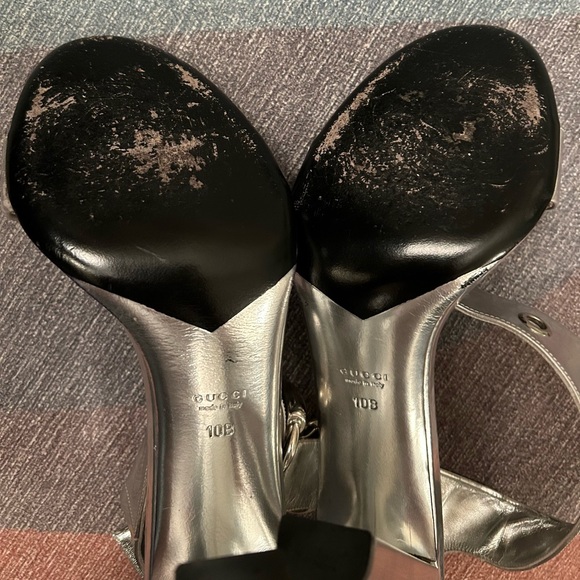“Gucci” silver disco heels. Size 10B. 4” heels. Excellent condition! - Picture 6 of 8